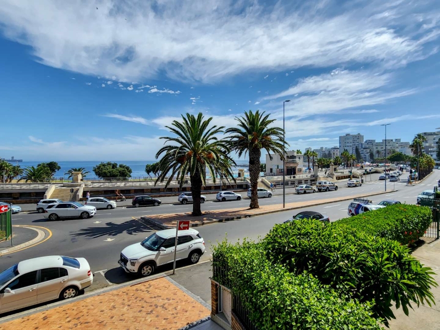 To Let 2 Bedroom Property for Rent in Sea Point Western Cape